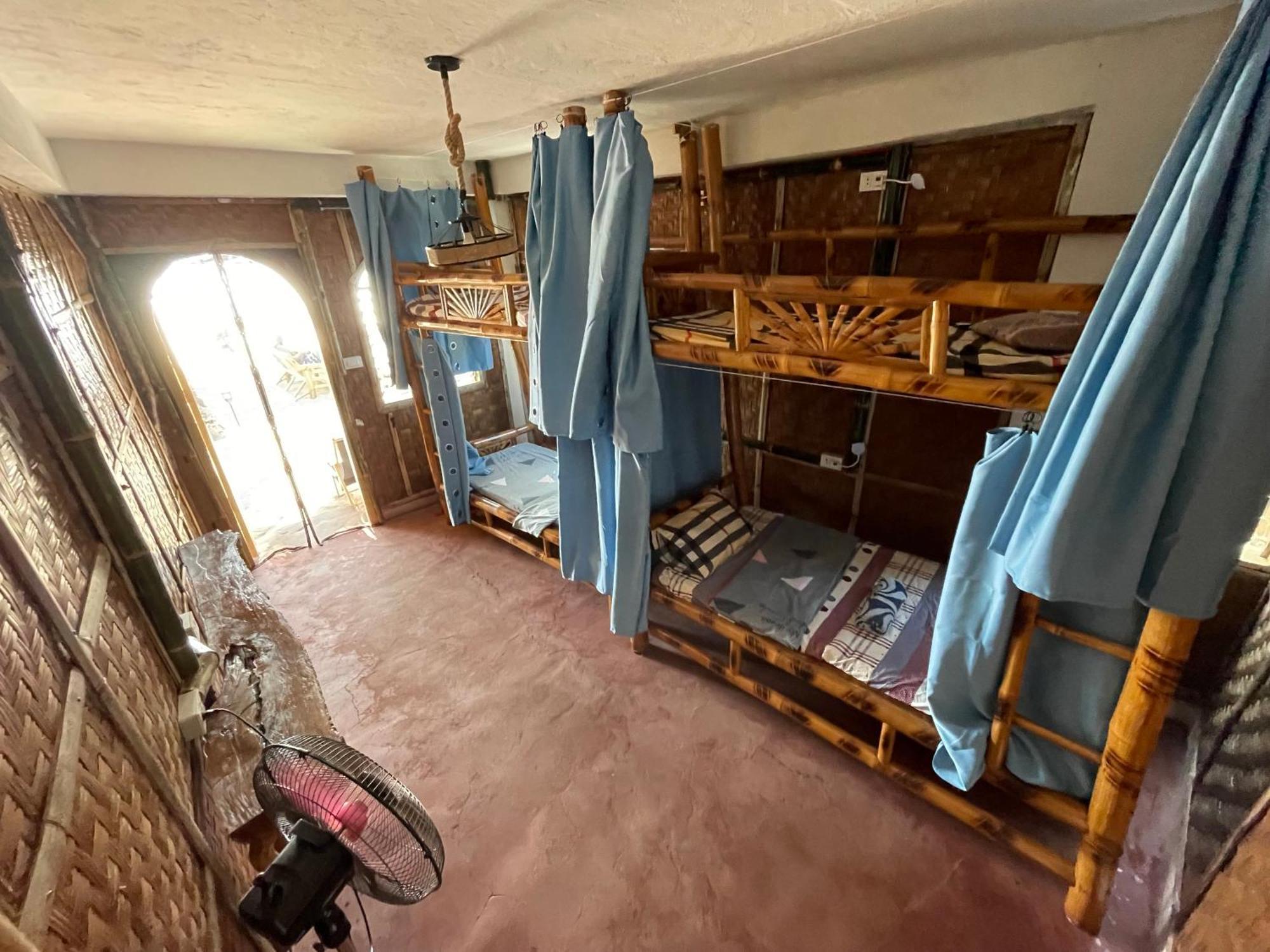 Voodoo House Bed & Breakfast Lalao Exterior photo