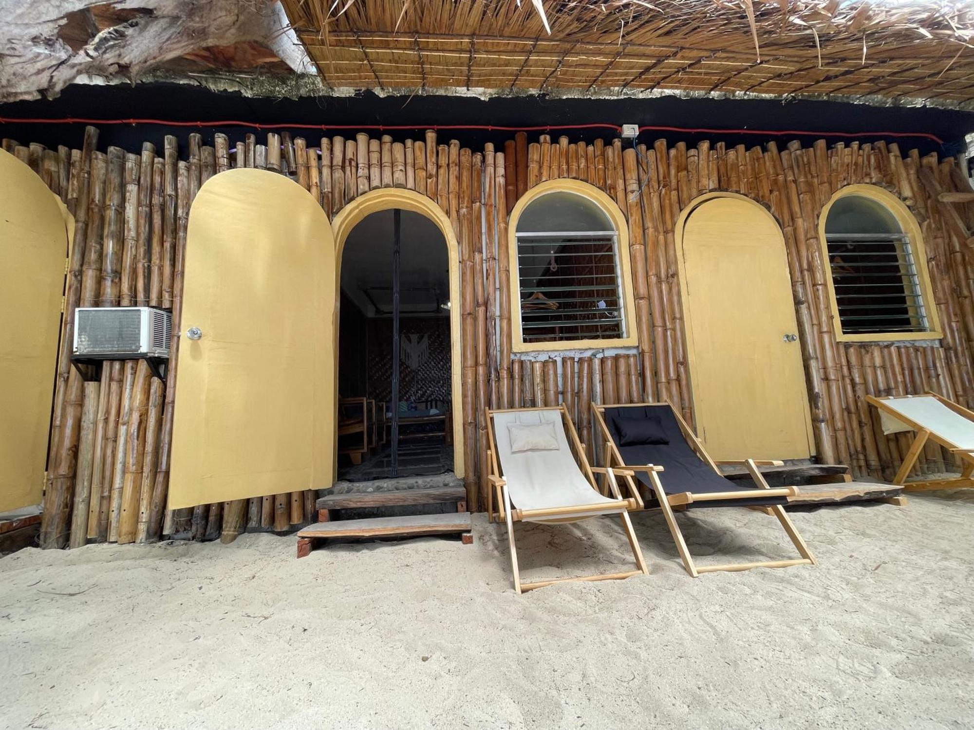 Voodoo House Bed & Breakfast Lalao Exterior photo